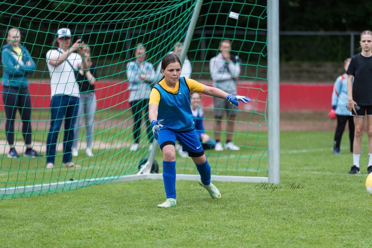Bild 643 - Loewinnen Cup